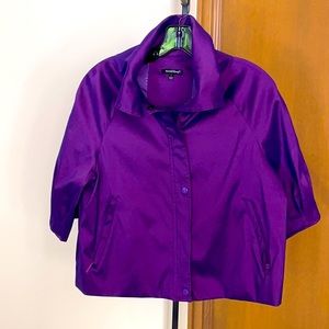 Short jacket brilliant plum color